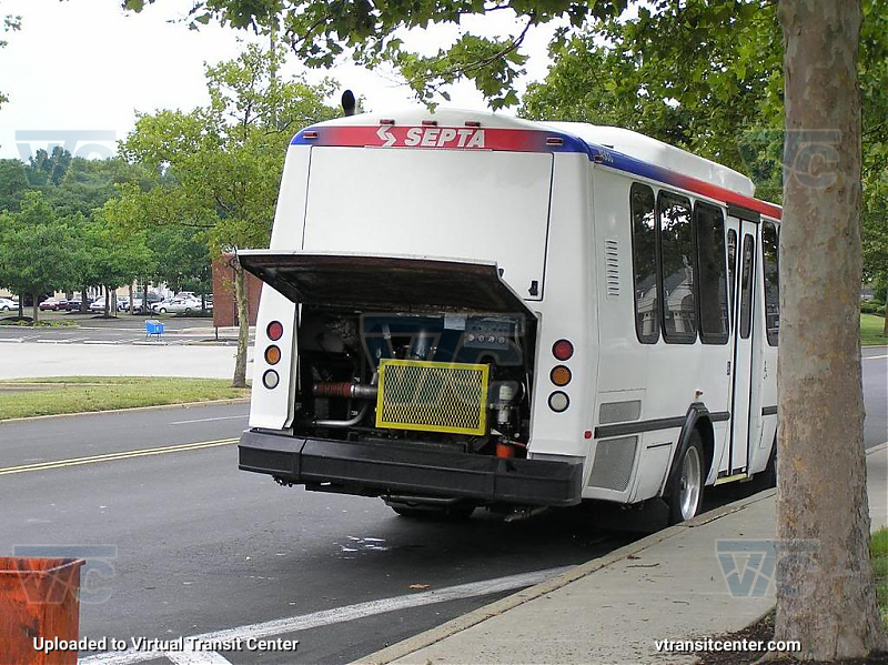 SEPTA 4503 broken down
Rear View, Engine Exposed
July 5th 2007
Keywords: SEPTA Bus;Eldorado