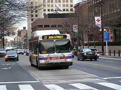 5610h-market-7th-4-19-07_33620187792_o.jpg