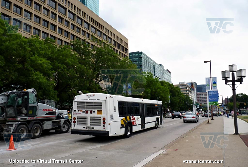 MTA Maryland 0273 on Route 1
Keywords: MTAMDBus;Neoplan AN440LF