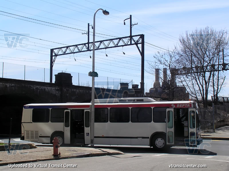 SEPTA Neoplan 3427 on Farewell Charter
Keywords: SEPTA Bus;Neoplan AN440