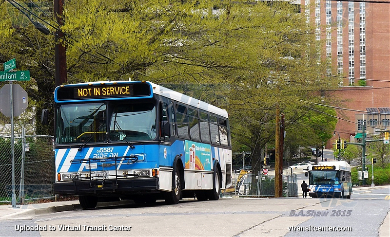 Montgomery County Ride-On 5587
Not in Service
