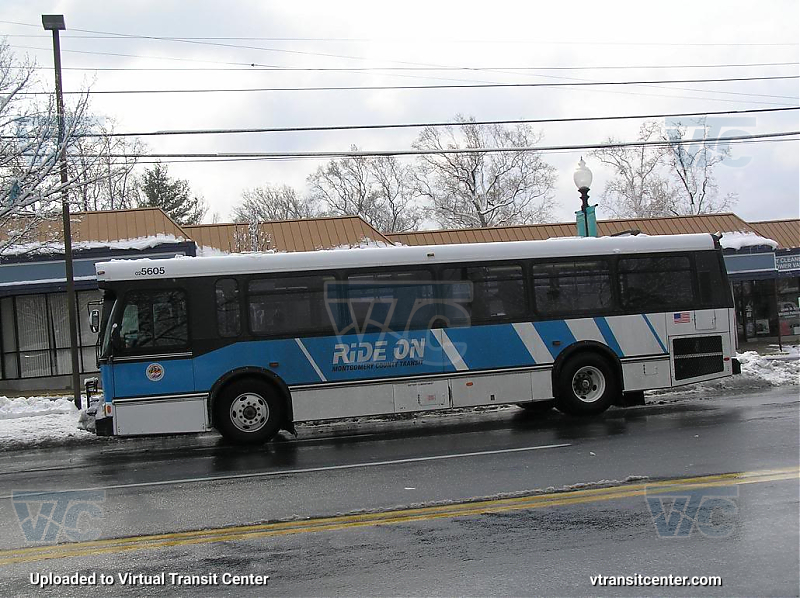 Montgomery County Ride-On 5605
Side view
