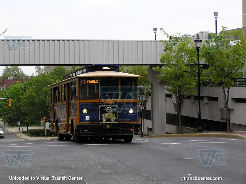 DART First State Trolley 923 on Route 32
Wilmington Trolley
