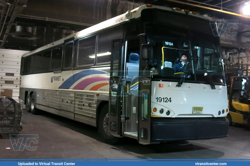 NJ Transit 19124
Buses that show up at my Garage 2
MCI D4500CT
