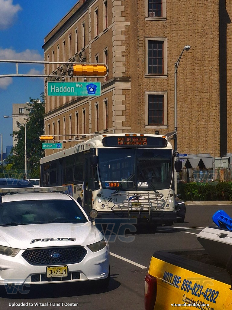 NJ Transit 5911
Not in Service
No Passengers
Keywords: Jerzey boy Productions
