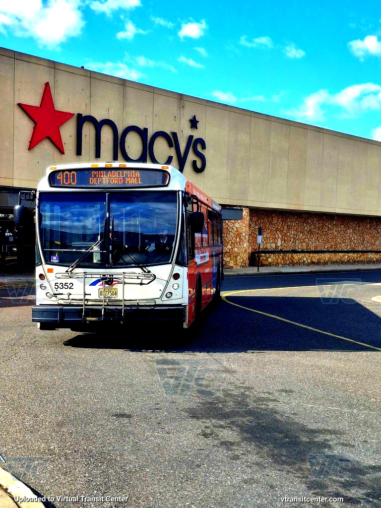 NJ Transit 5352 on the 400
400 to Philadelphia Deptford Mall
Keywords: Jerzey boy Productions