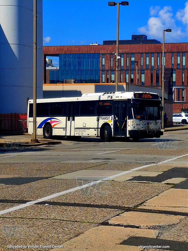 NJ Transit 5929 on the 419
419 to Riverside
Keywords: Jerzey boy Productions
