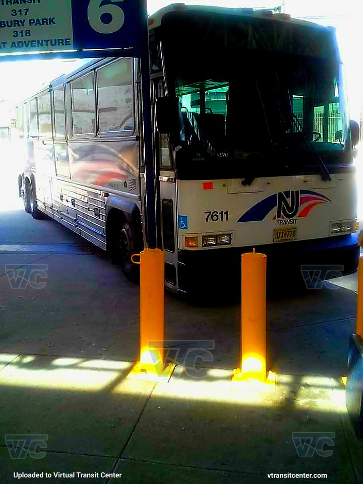NJ Transit 7611 on the 317
Keywords: Jerzey boy Productions