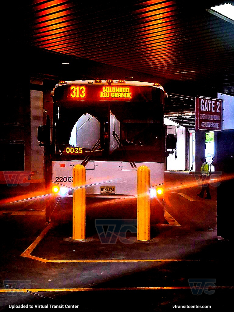 NJ Transit 22067 on the 313
313 to Cape May
Keywords: Jerzey boy Productions