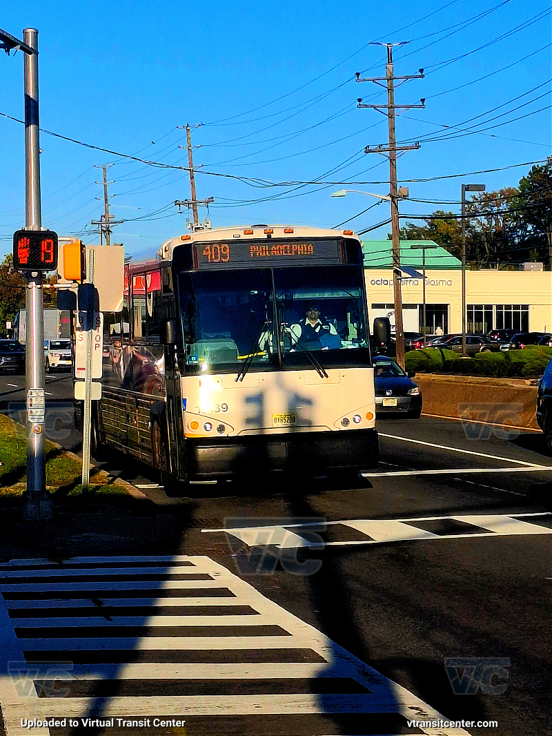 NJ Transit 19139 on the 409 
409 to Philly 
Keywords: Jerzey boy Productions