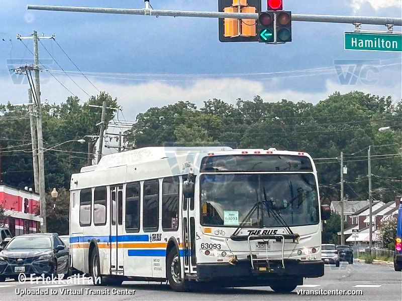 PG County The Bus 63093 on P43
Ex-MTA Maryland PGCT 2009 New Flyer DE41LFR #63093 (09044) on Route P43 turning at Hamilton Street.
Keywords: Prince Georges County Transit