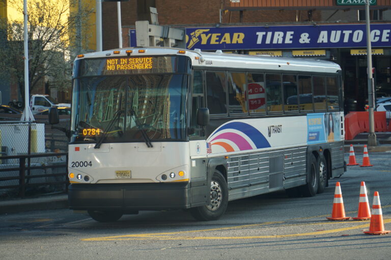 NJ Transit Advances Order of 2022 MCI D4500CTs