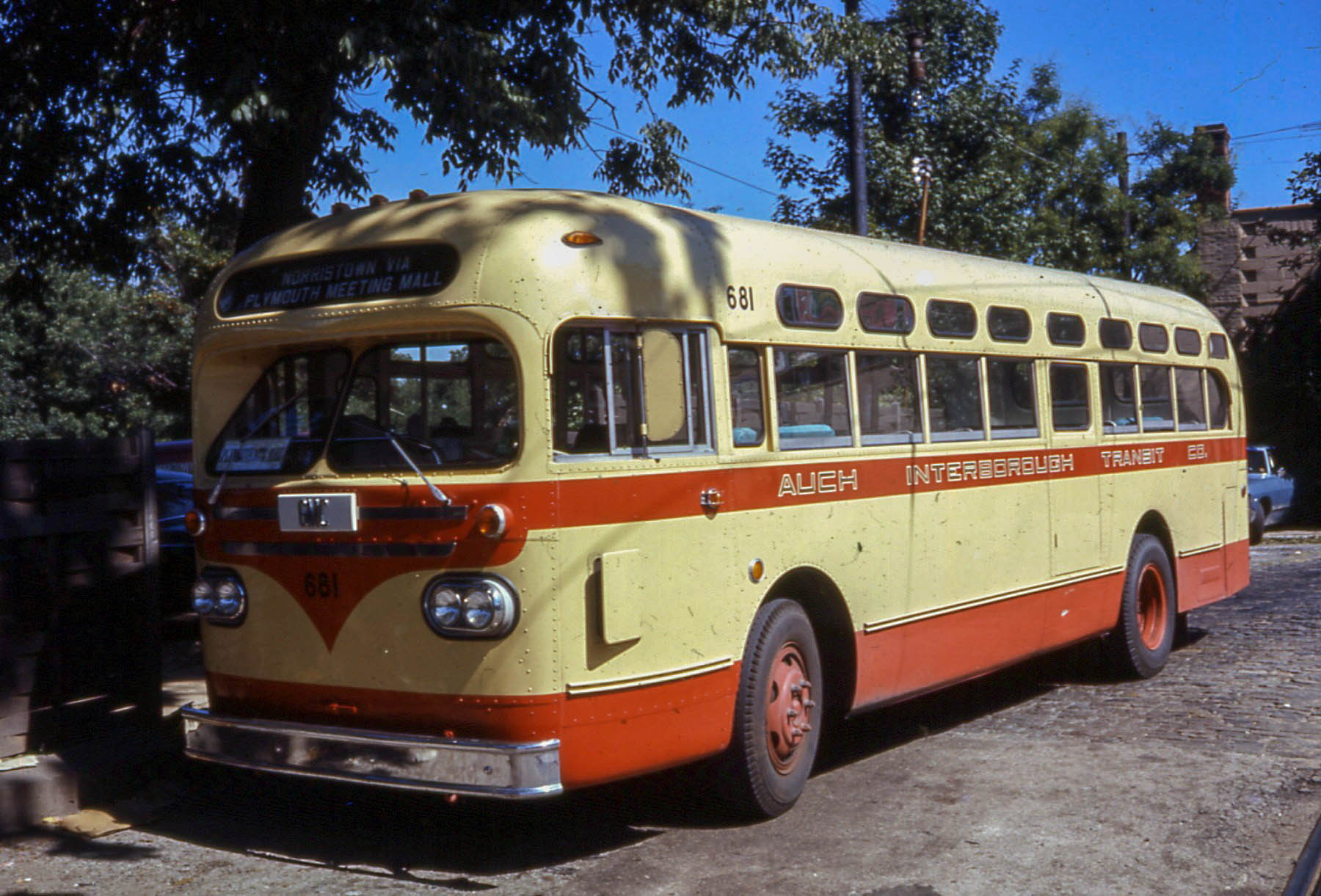 Auch Interborough Transit Bus at Chestnut Hill by David Wilson on Flikr